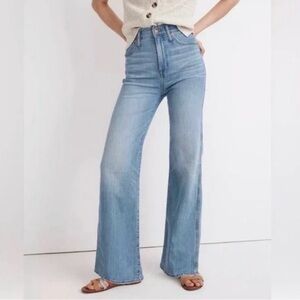 Madewell jeans, 11 inch high-rise flare 26